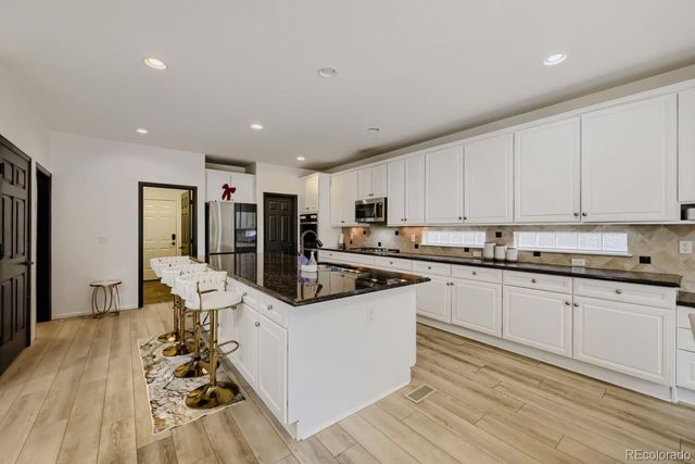 6381 S Patsburg Court, Aurora, CO 80016