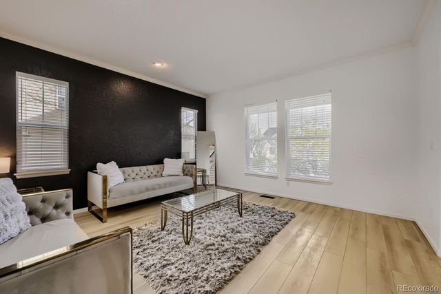 6381 S Patsburg Court, Aurora, CO 80016