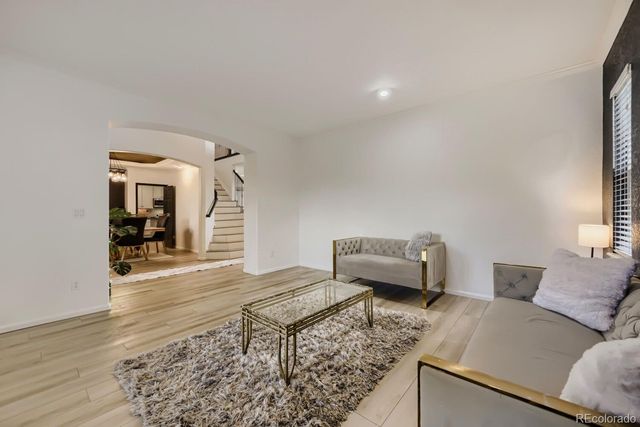 6381 S Patsburg Court, Aurora, CO 80016