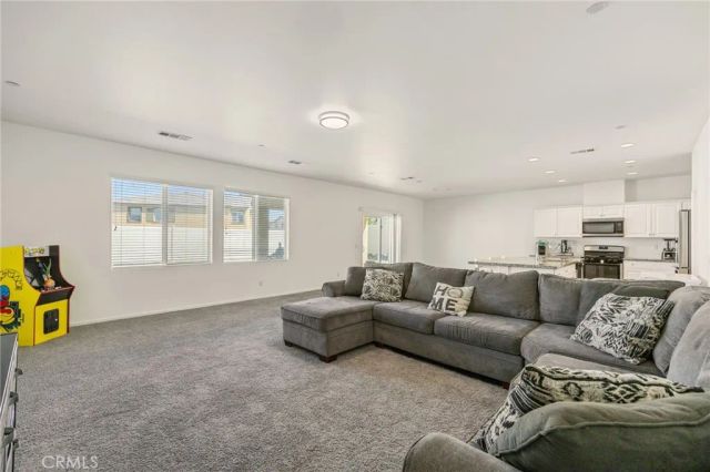 38218 Chapelle, Palmdale, CA 93552