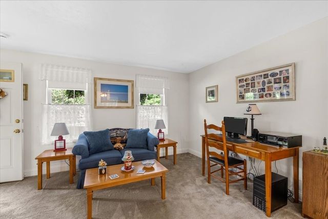 108 Wareham Lake Shore Dr, Wareham, MA 02538