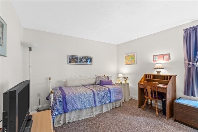 108 Wareham Lake Shore Dr, Wareham, MA 02538