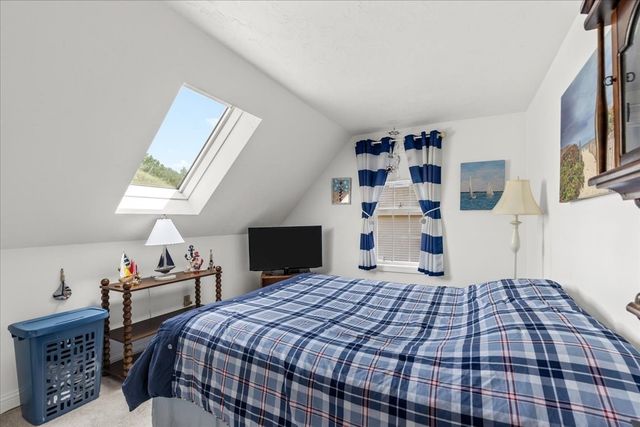 108 Wareham Lake Shore Dr, Wareham, MA 02538