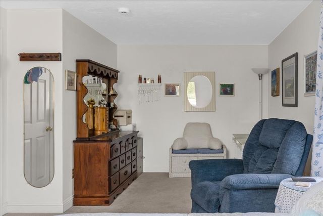 108 Wareham Lake Shore Dr, Wareham, MA 02538