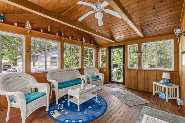 108 Wareham Lake Shore Dr, Wareham, MA 02538