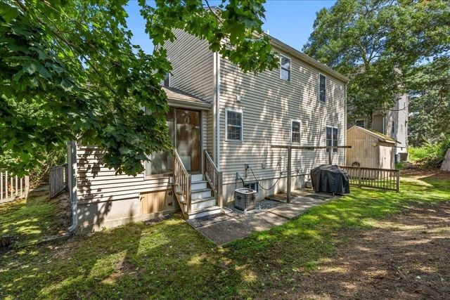 108 Wareham Lake Shore Dr, Wareham, MA 02538