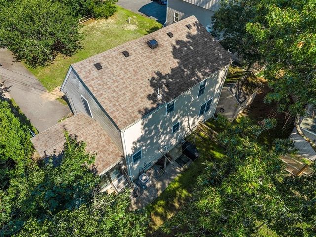 108 Wareham Lake Shore Dr, Wareham, MA 02538