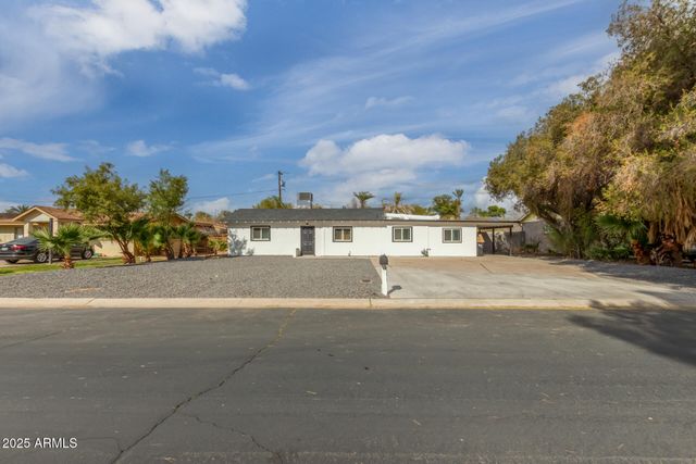 120 W HU ESTA Drive, Tempe, AZ 85282