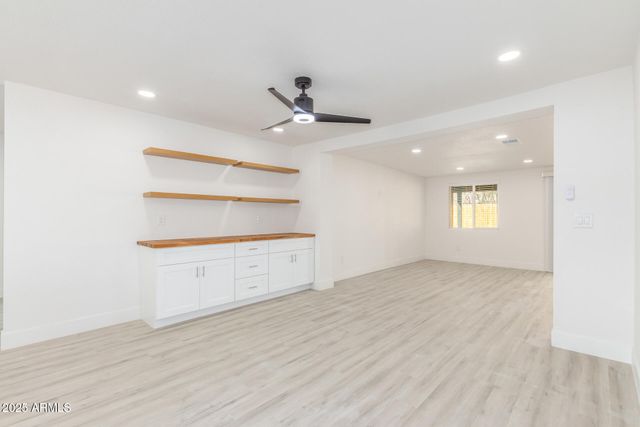 120 W HU ESTA Drive, Tempe, AZ 85282