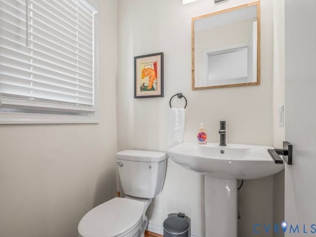 1403 N 24th St, Richmond, VA 23223
