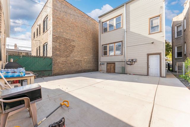 2419 N Kostner Avenue 1, Chicago, IL 60639