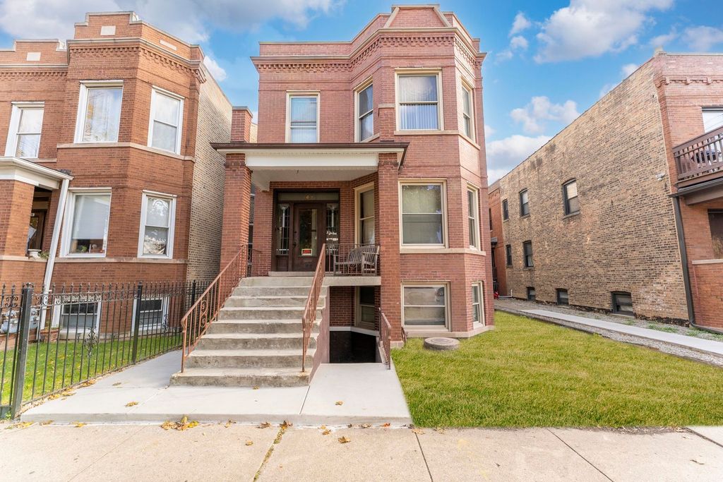 2419 N Kostner Avenue 1, Chicago, IL 60639