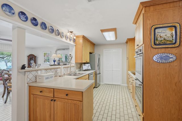 6426 Walters Bend Court, Granbury, TX 76049
