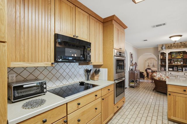 6426 Walters Bend Court, Granbury, TX 76049