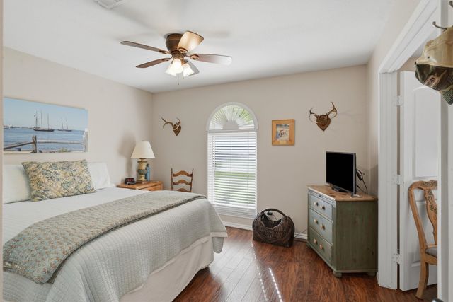 6426 Walters Bend Court, Granbury, TX 76049