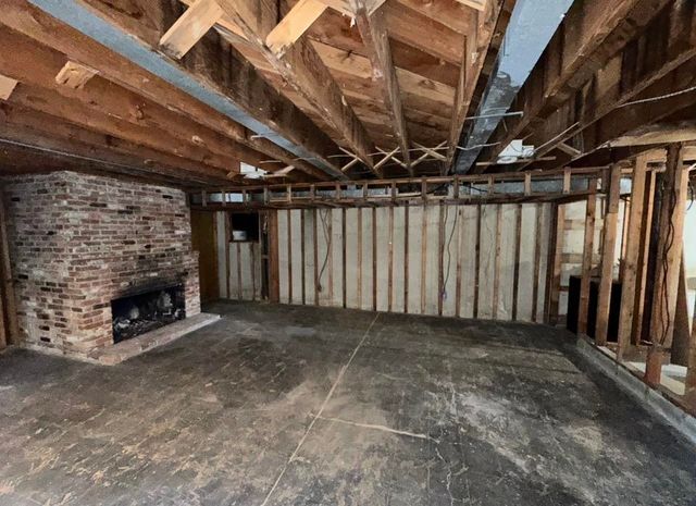 1504 E Pinecrest Rd, Spokane, WA 99203