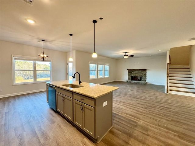 6454 Plantation Station Drive, Lula, GA 30554