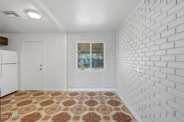 3806 W SHERIDAN Street, Phoenix, AZ 85009