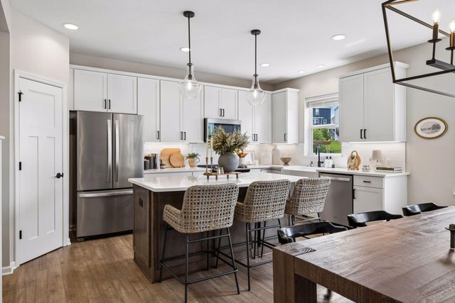 2265 Creekview Drive, Victoria, MN 55386