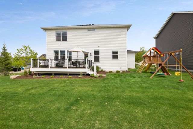2265 Creekview Drive, Victoria, MN 55386