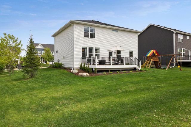 2265 Creekview Drive, Victoria, MN 55386