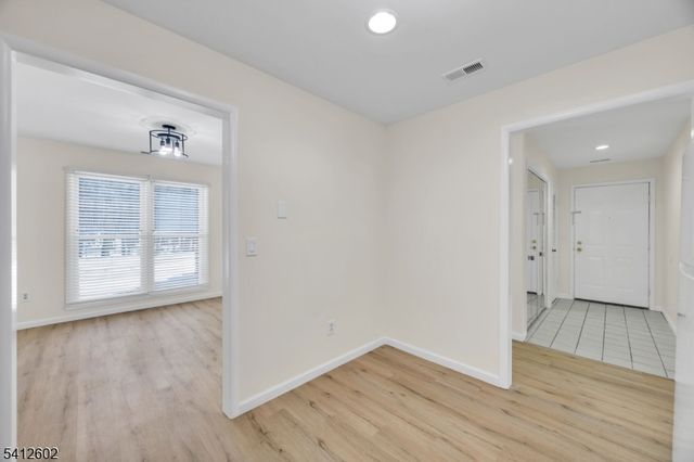 113 Heather Ct, Edison Twp., NJ 08820