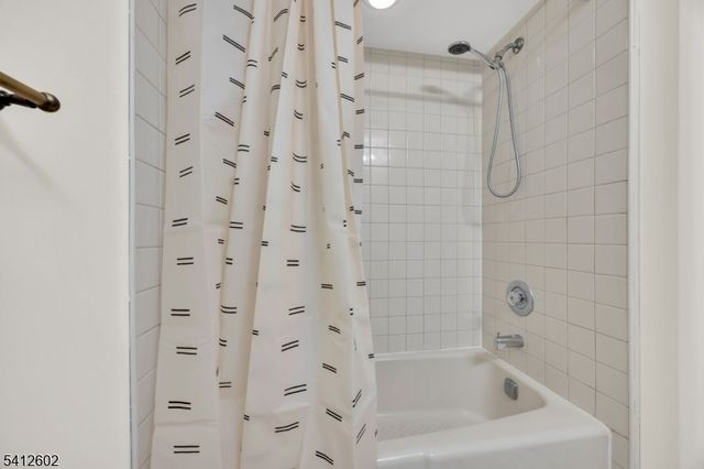 113 Heather Ct, Edison Twp., NJ 08820