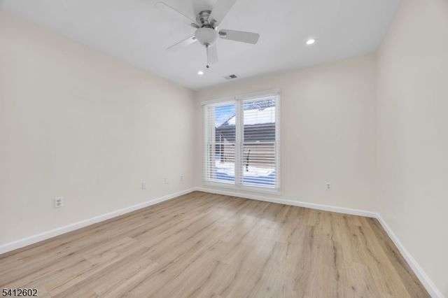 113 Heather Ct, Edison Twp., NJ 08820