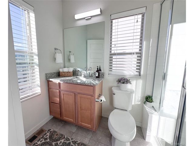 9026 E 52nd Ave, Denver, CO 80238