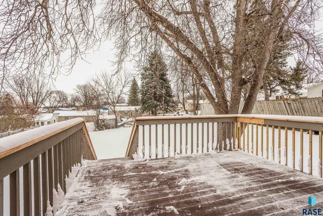 808 S Thompson Ave Avenue, Sioux Falls, SD 57103