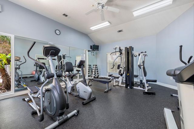 4276 Calinda Lane APT 112, Niceville, FL 32578