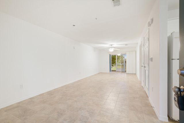 4276 Calinda Lane APT 112, Niceville, FL 32578