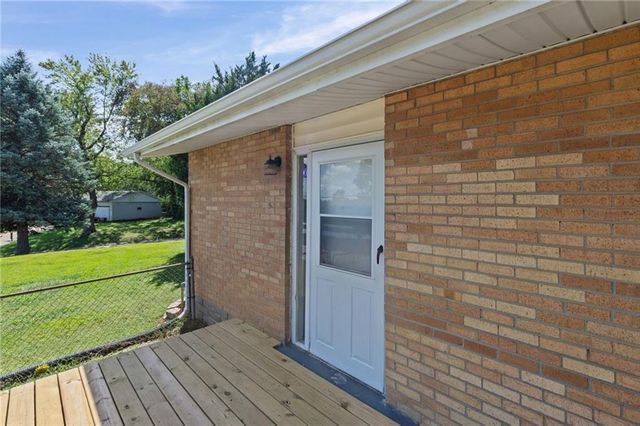 800 Marilynn Avenue, Liberty, MO 64068