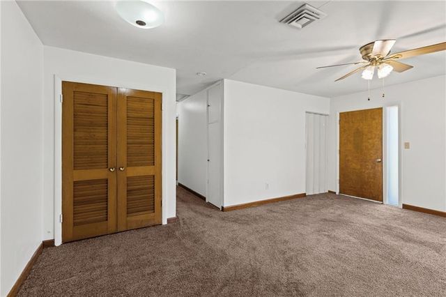 800 Marilynn Avenue, Liberty, MO 64068