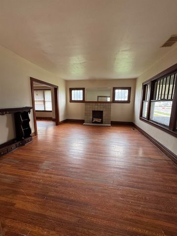 2926 5th Avenue, Huntington, WV 25702