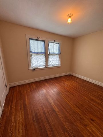2926 5th Avenue, Huntington, WV 25702