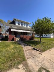 2926 5th Avenue, Huntington, WV 25702