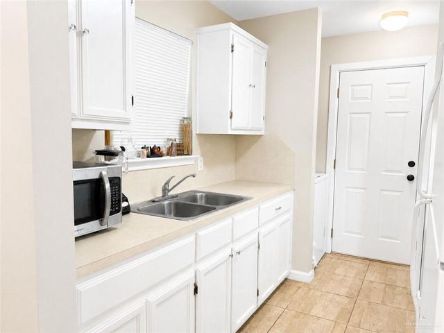 1913 W 40th Street, Mission, TX 78573