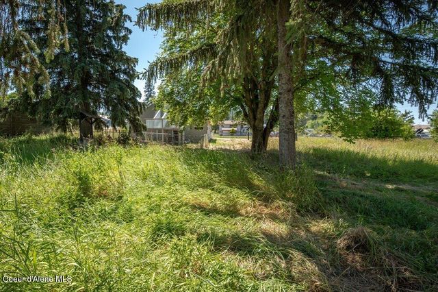 9727 W E ST, Worley, ID 83876
