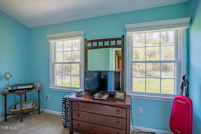 681 Beaverview Drive, Bristol, VA 24201