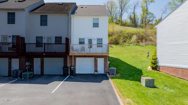 681 Beaverview Drive, Bristol, VA 24201