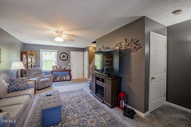 681 Beaverview Drive, Bristol, VA 24201
