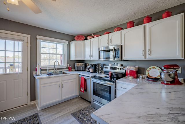 681 Beaverview Drive, Bristol, VA 24201