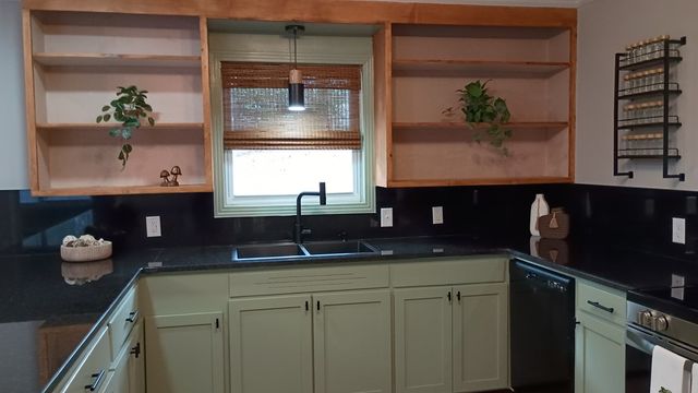 105 Magnolia Circle, Enterprise, AL 36330