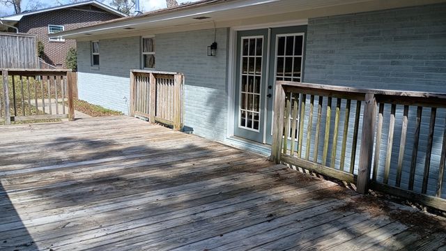 105 Magnolia Circle, Enterprise, AL 36330