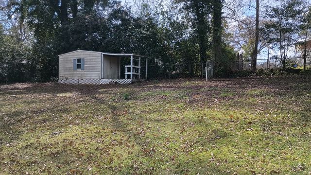 105 Magnolia Circle, Enterprise, AL 36330
