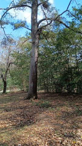 105 Magnolia Circle, Enterprise, AL 36330