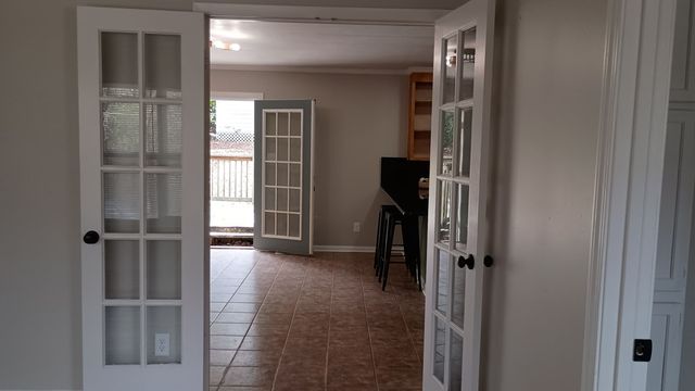 105 Magnolia Circle, Enterprise, AL 36330