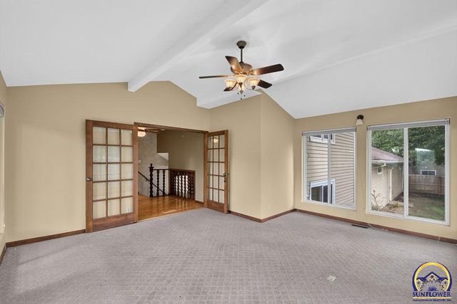3539 NW 45th Ct, Topeka, KS 66618