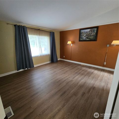 29031 Falkner Road NE, Poulsbo, WA 98370